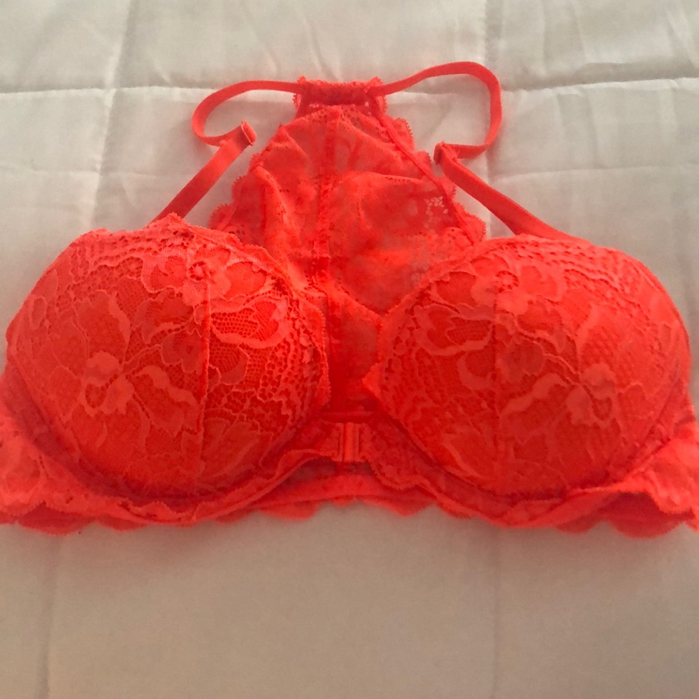 Lace VS Pink push up